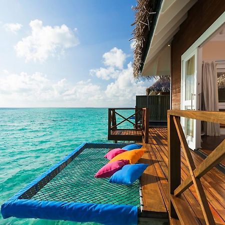 ホテル サン サイヤム ヴィルー リーフ Meedhoo  エクステリア 写真