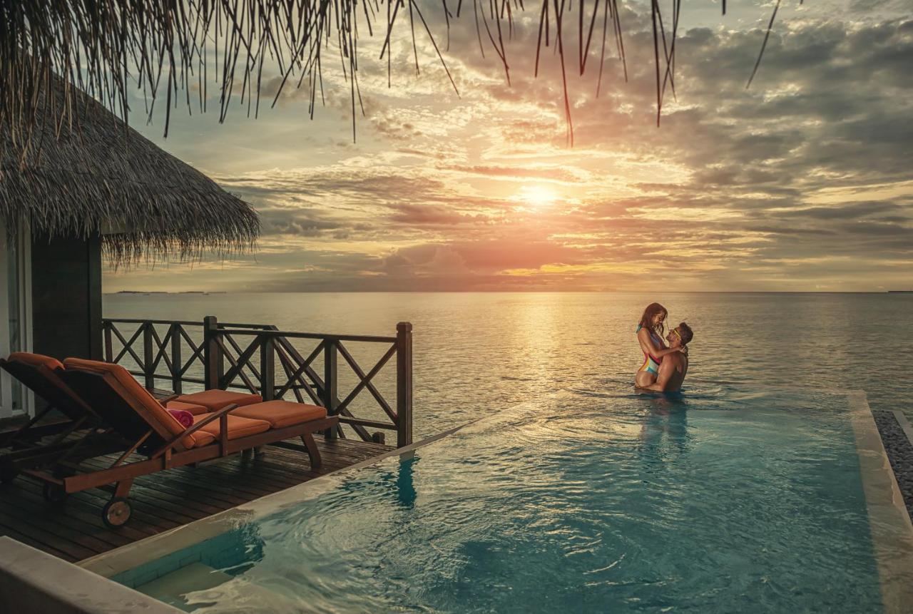 ホテル サン サイヤム ヴィルー リーフ Meedhoo  エクステリア 写真
