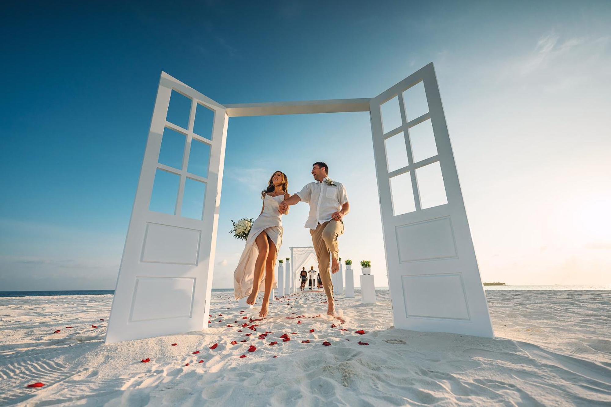 ホテル サン サイヤム ヴィルー リーフ Meedhoo  エクステリア 写真